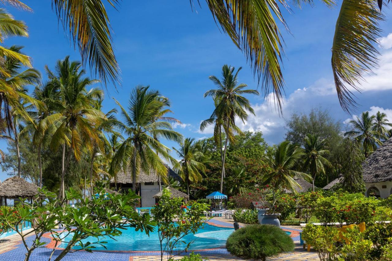Golden Clove Beach Resort&Spa Uroa Exterior foto