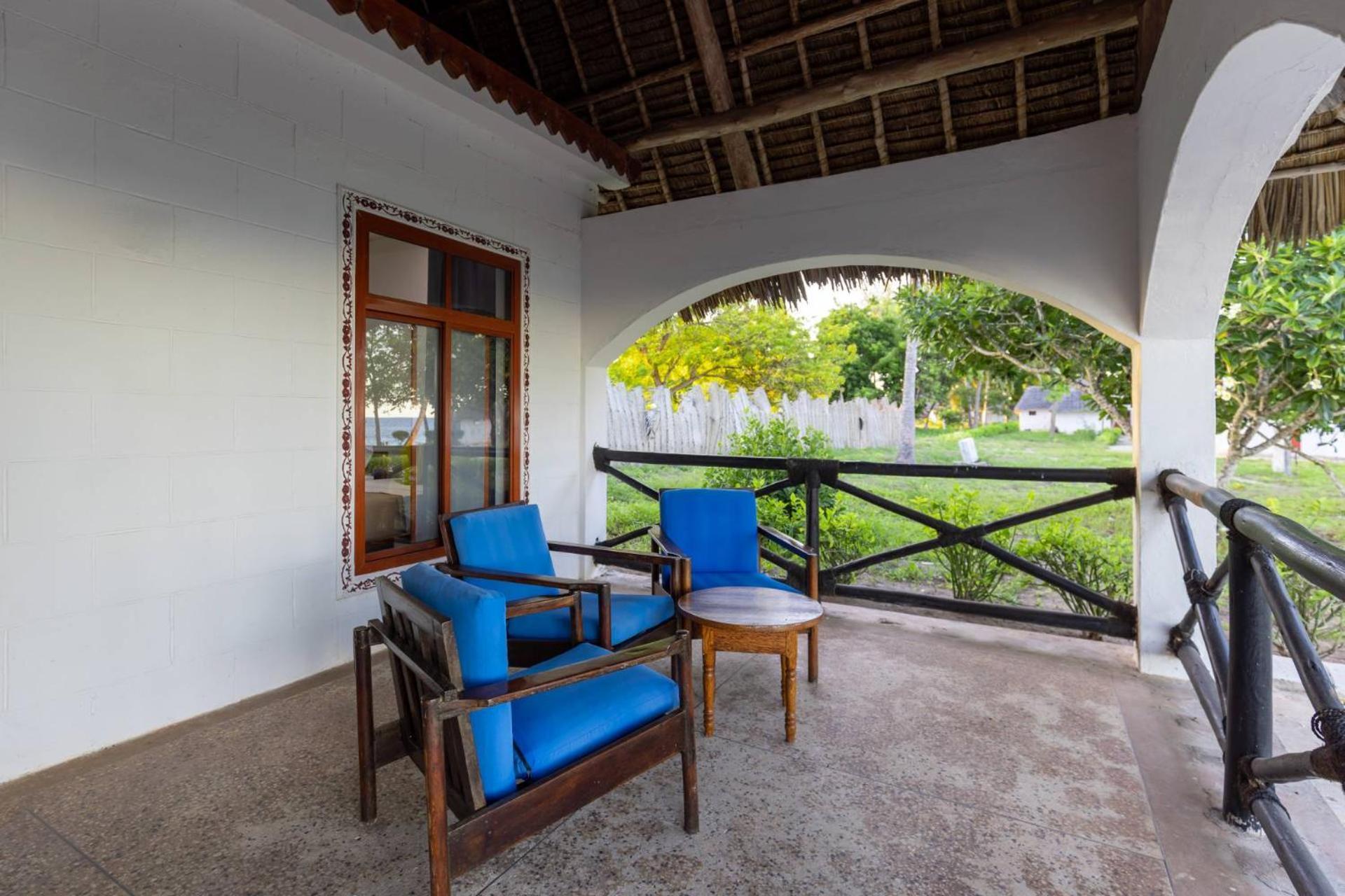 Golden Clove Beach Resort&Spa Uroa Exterior foto